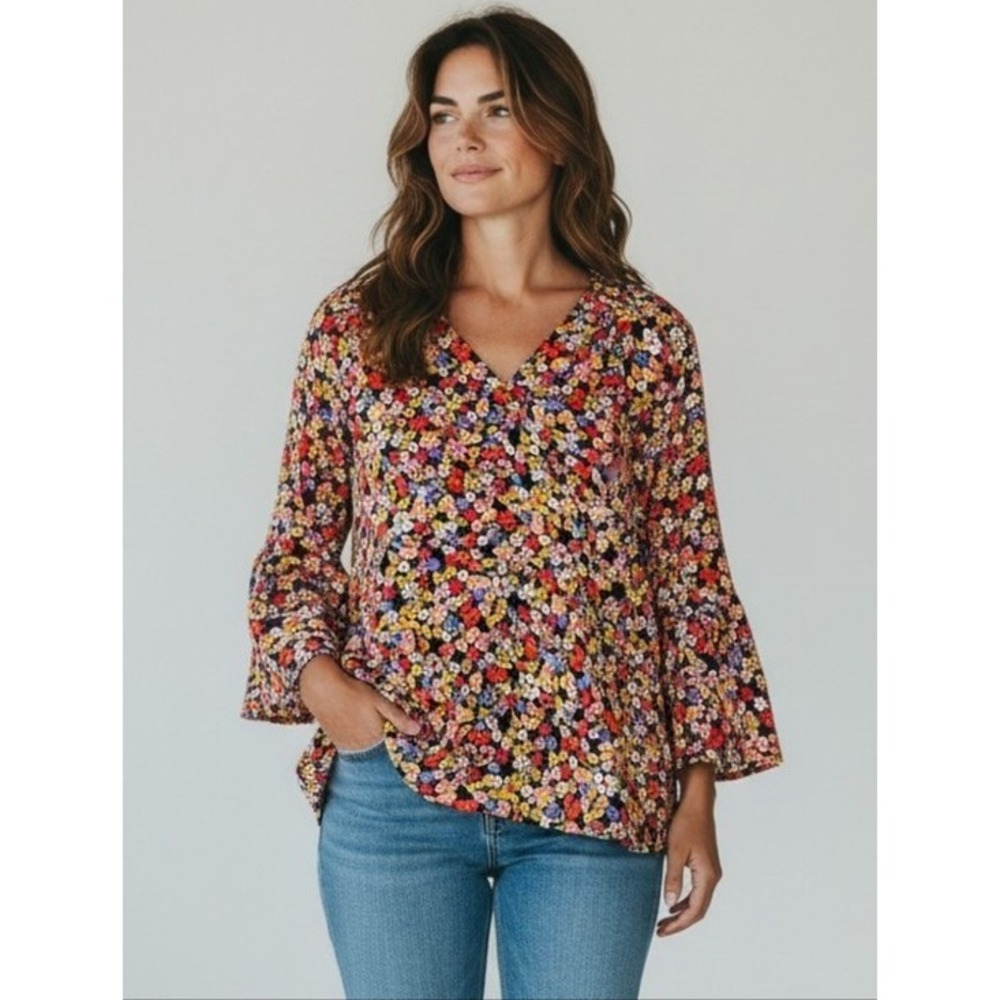 Ilanco Floral Multicolor Blouse Wrap Womens Size L V Neck Bell Sleeve Boho Top